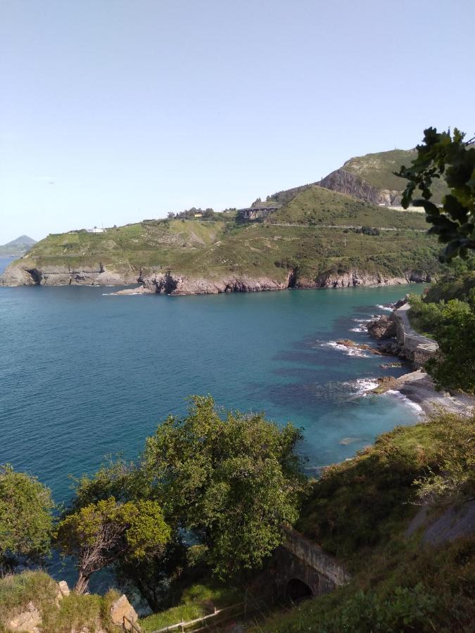 Castro Urdiales Precioso Con Piscina Apartamento Exterior foto